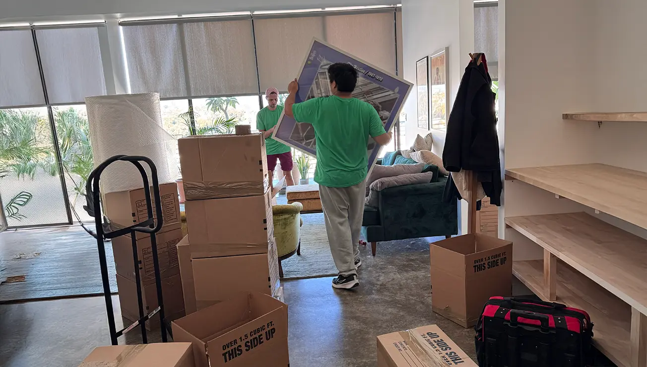 Variety of best moving boxes - small, large, wardrobe sizes for moving